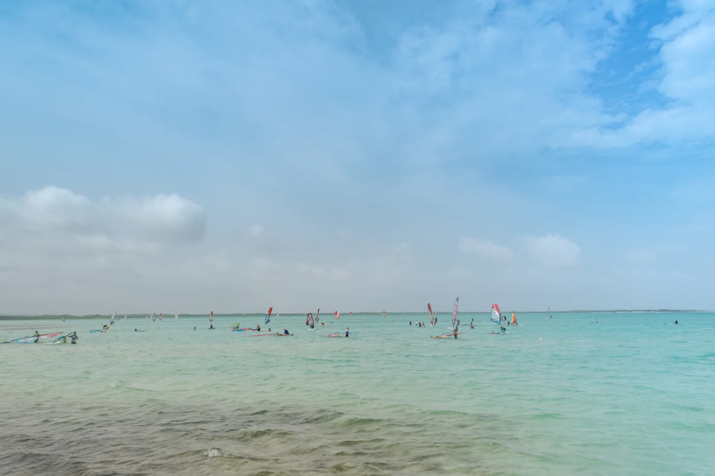 Windsurfen bij Sorobon en Lac Bay